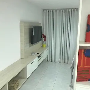  Apartamento De Piscina
